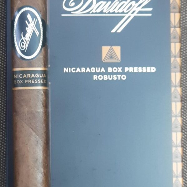 Davidoff Nicaragua Box Pressed Robustos