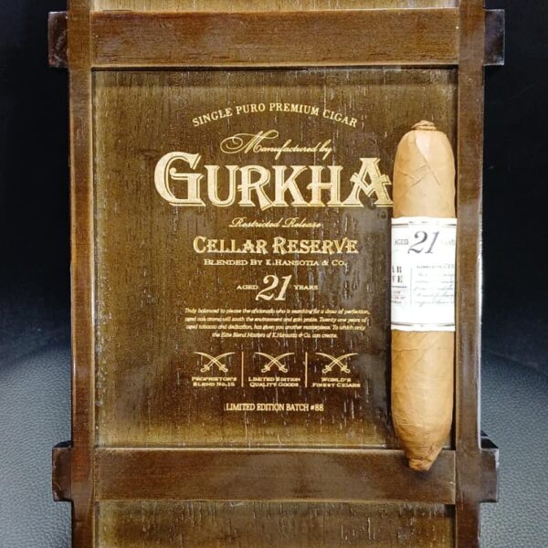 Gurkha cellar reserve aged 21 years solara double robustos