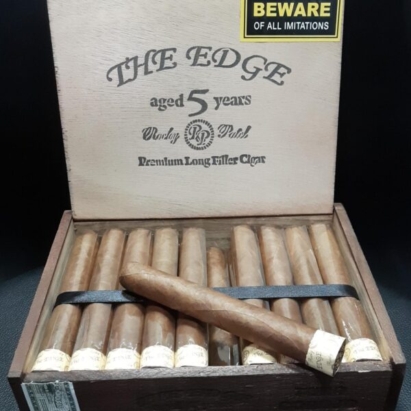 Rocky patel the edge toro corojo