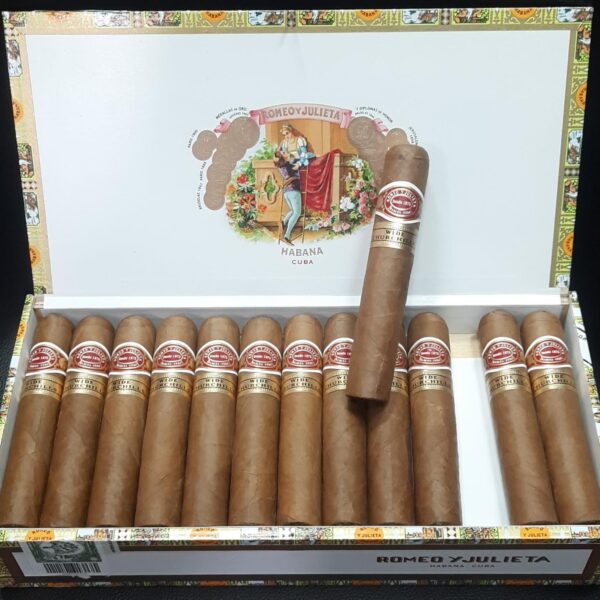 Romeo Julieta Wide Churchill
