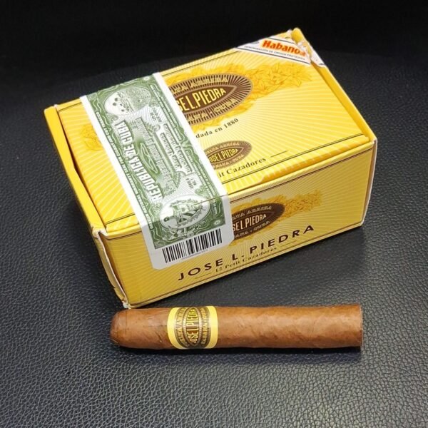 Jose L Piedra Petit Cazadores