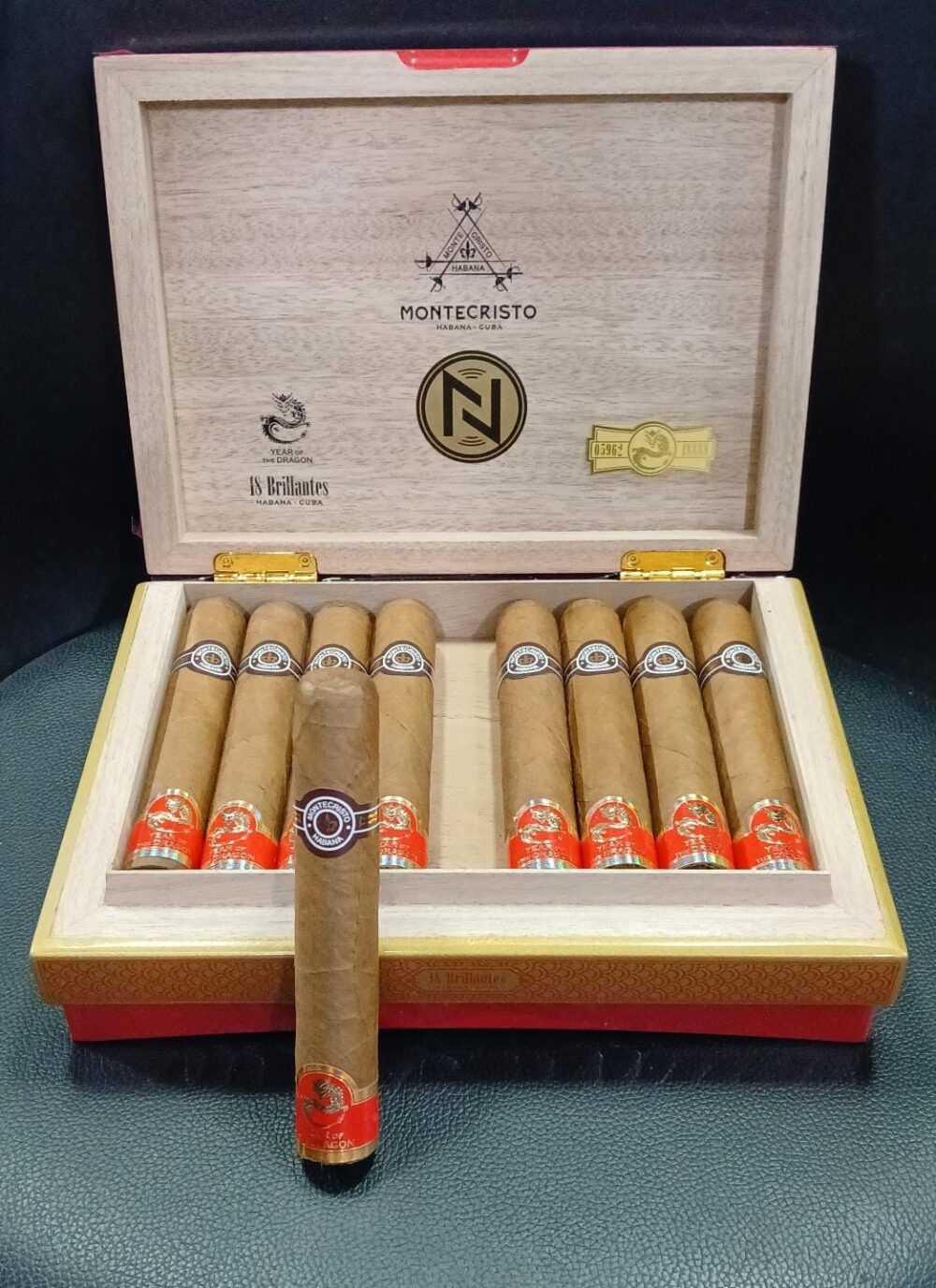 Montecristo Brillantes Year of the Dragon Limited Edition