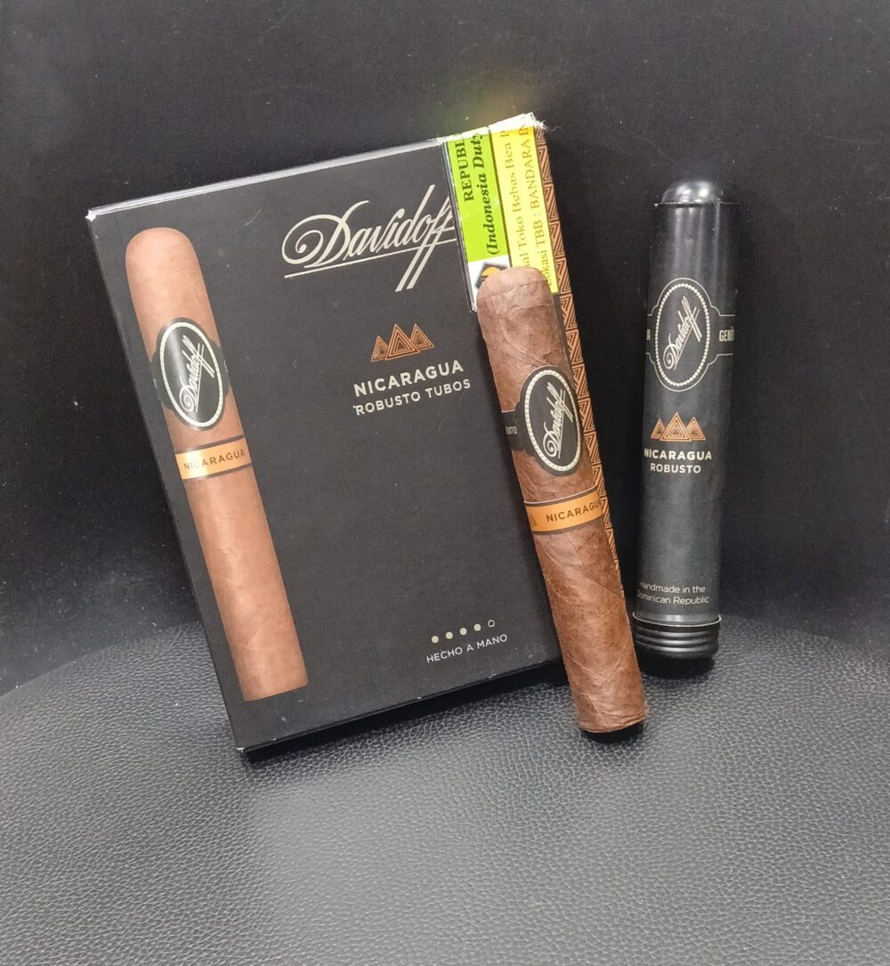 Davidoff Nicaragua Robustos Tubos