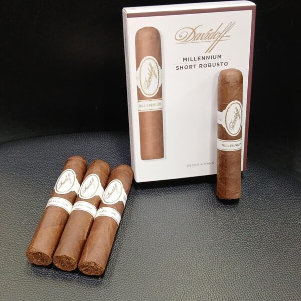 Davidoff Millennium Short Robustos