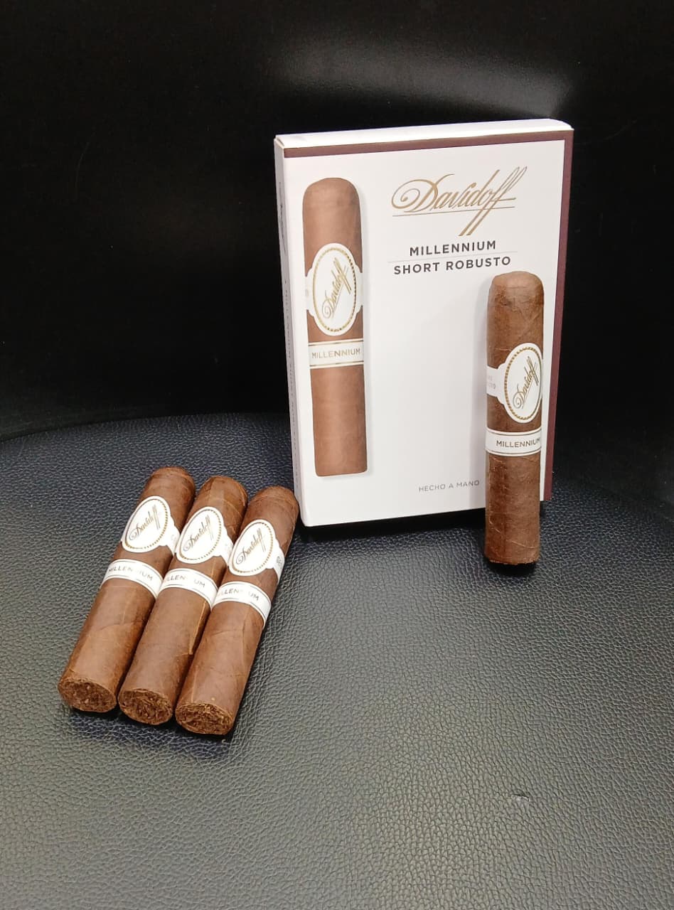 Davidoff Millennium Short Robustos Davidoff Millennium Short Robustos