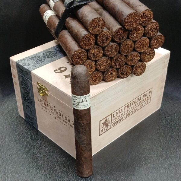 Liga Privada No.9 Toro