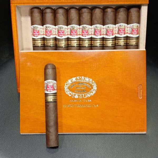Hoyo De Monterrey Monterreys No 4