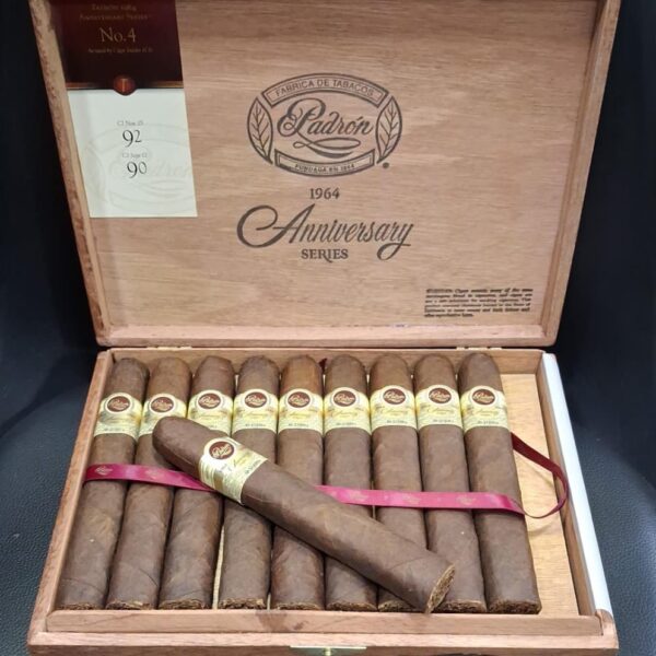 Padron 1964 Anniversary No 4