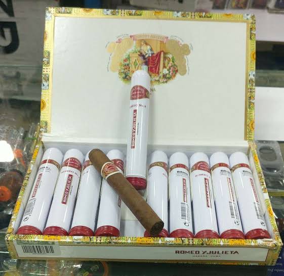 Romeo Julieta No 3
