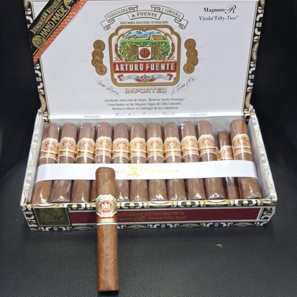 Arturo Fuente Magnum R 52