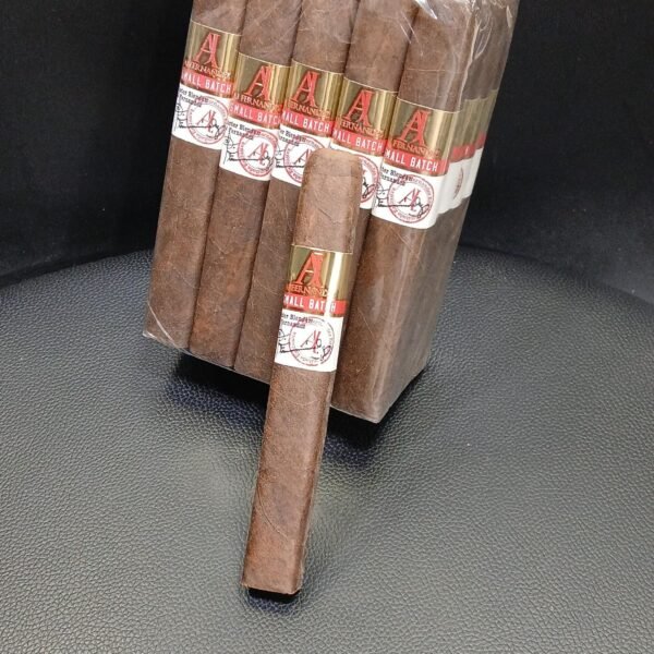 AJ Fernandez Small Batch Prensado Toro